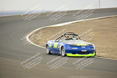 media/Jan-26-2025-CalClub SCCA (Sun) [[cfcea7df88]]/Group 5/Race/